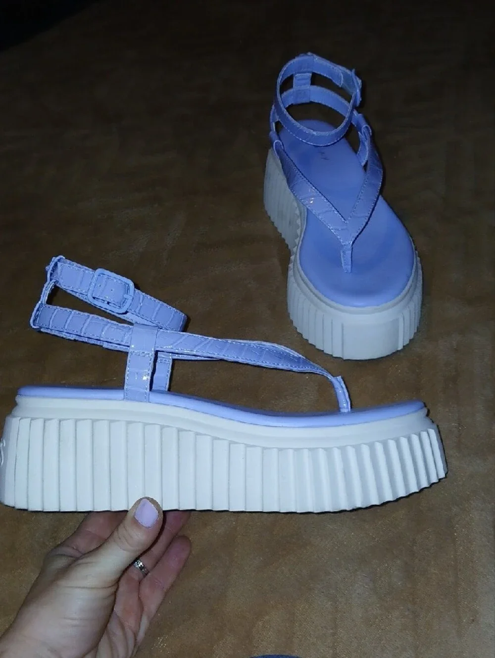 Circus by Sam Edelman stylish platform